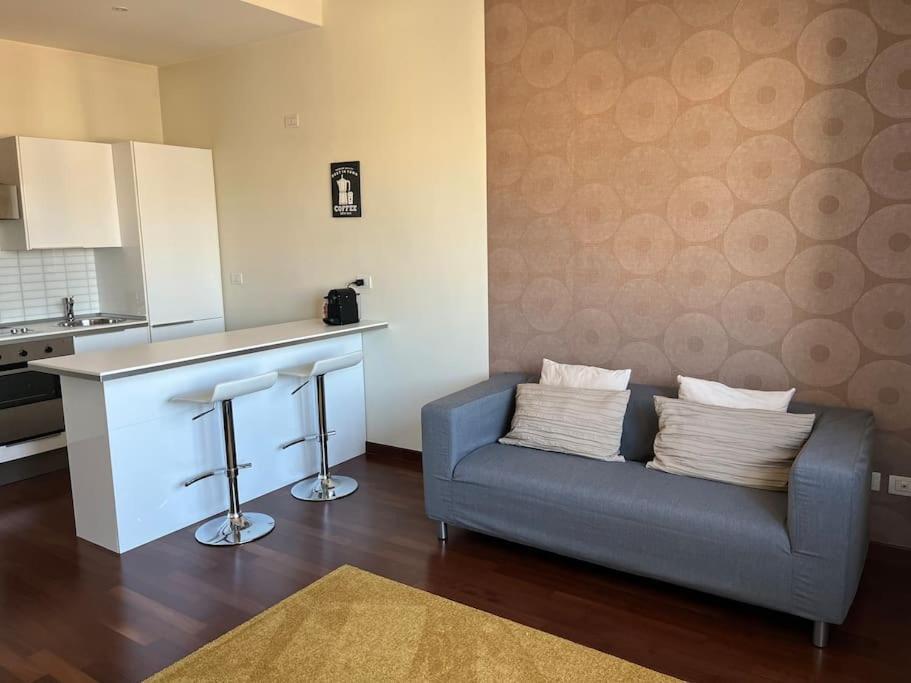 Suite 220 Bari Bagian luar foto